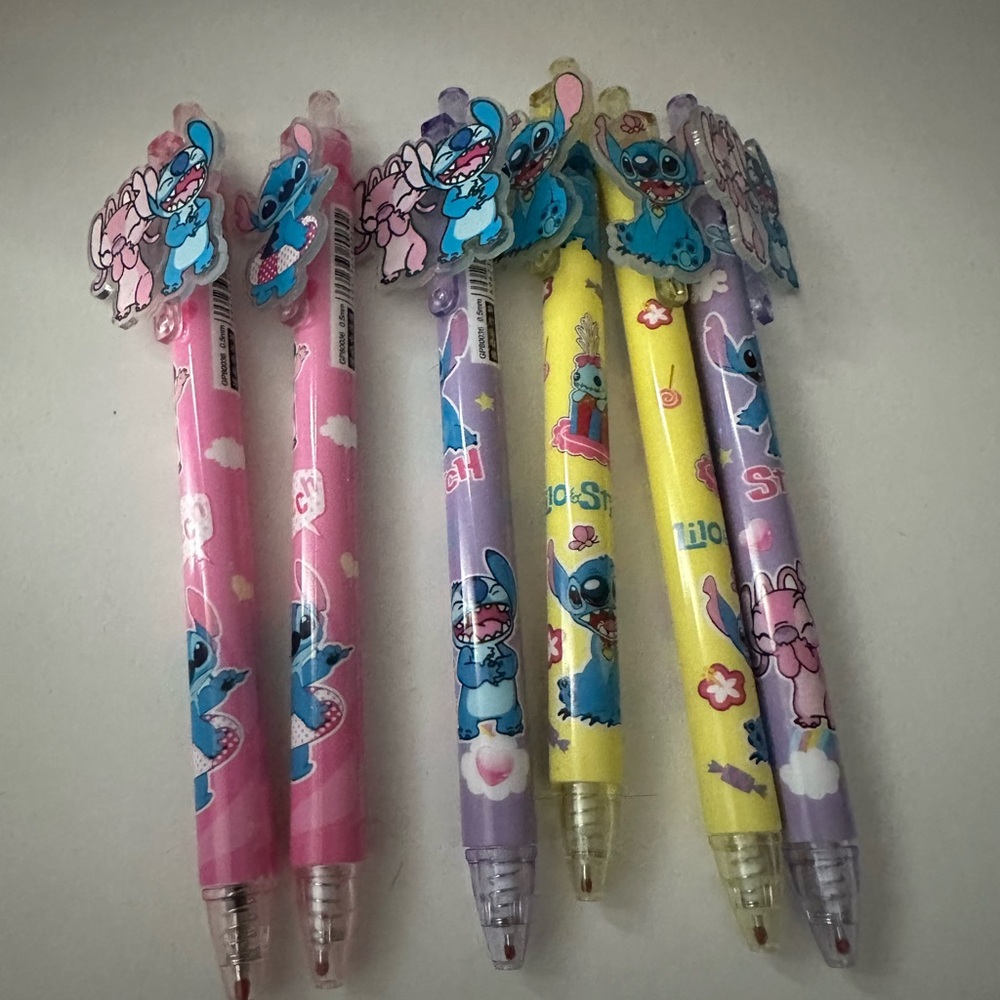 Brand New Stitch Themed Multicolor Gel Pens